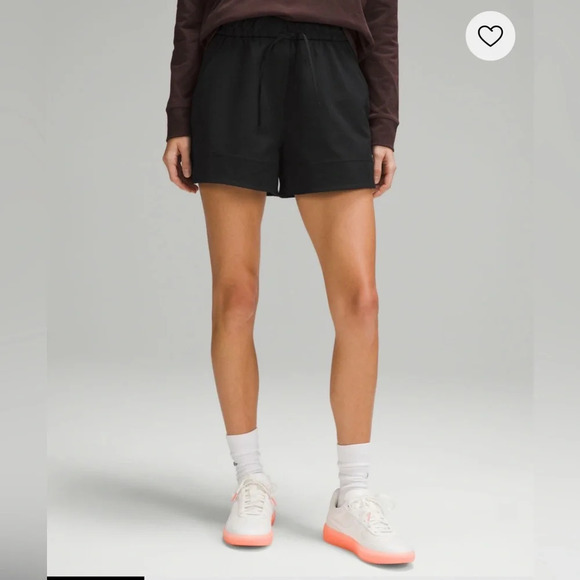 Lululemon Cinchable Waist High-Rise Woven Short - Picture 2 of 5